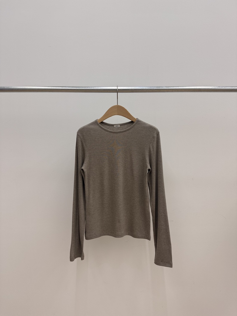 TAFFETA/MURET/ROBERTI東大門實拍女裝新品人氣長袖T恤TAFFETA/MURET/ROBERTI長袖T恤圖色2