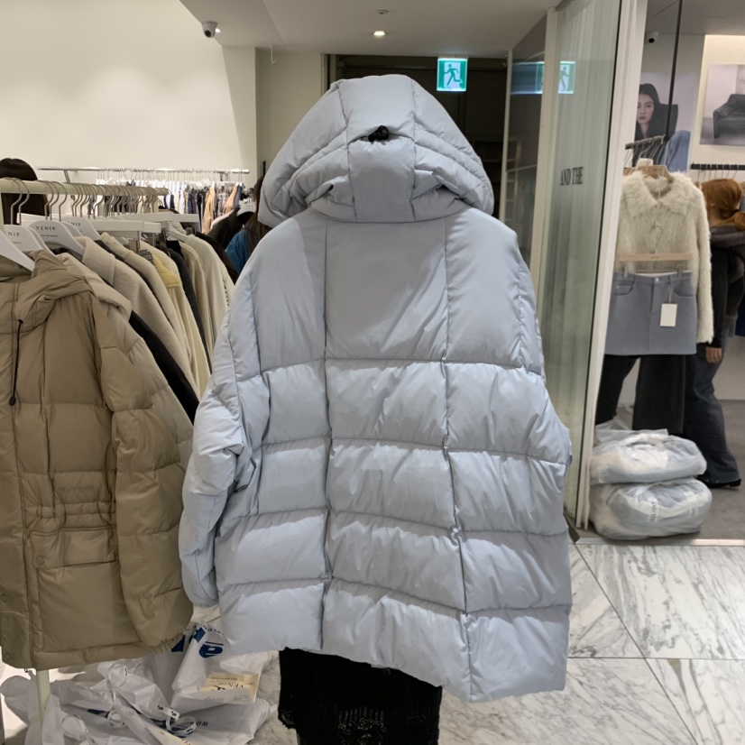 VENIR-A東大門實拍女裝新款熱賣短款羽絨服羽絨服連帽鴨絨VENIR-A短款羽絨服