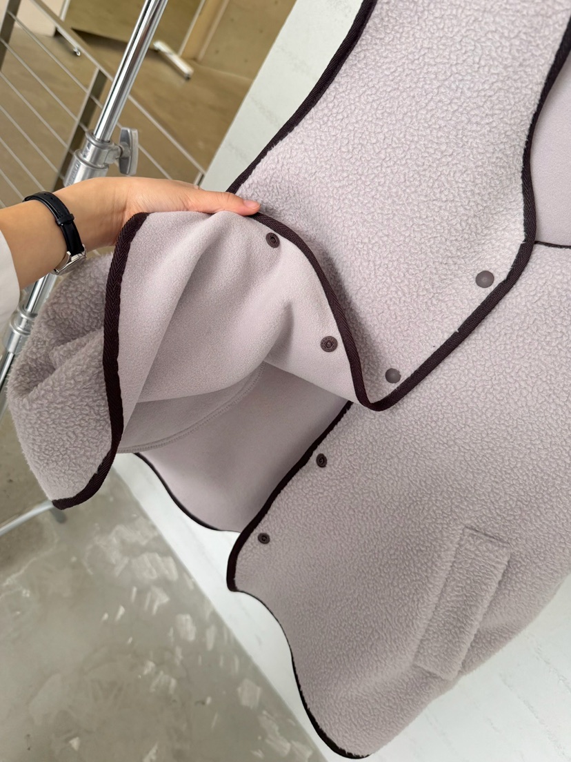 URBANE cloth韓國代購女士新款真品休閑時尚推薦馬甲皮草URBANE cloth馬甲