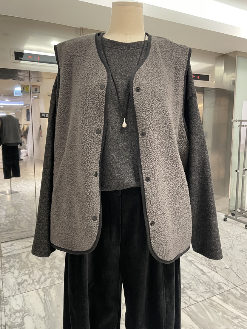 URBANE cloth韓國代購女士新款真品休閑時尚推薦馬甲皮草URBANE cloth馬甲
