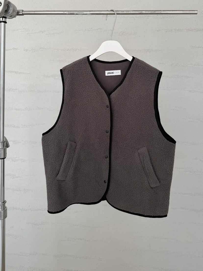 URBANE cloth韓國代購女士新款真品休閑時尚推薦馬甲皮草URBANE cloth馬甲圖色1