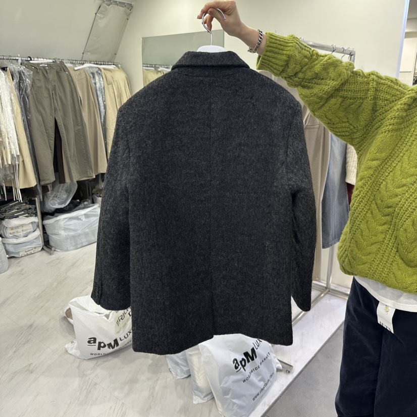 AUTHENTIBY韓國直郵女士新款時尚推薦人氣休閑熱賣短款大衣AUTHENTIBY短款大衣