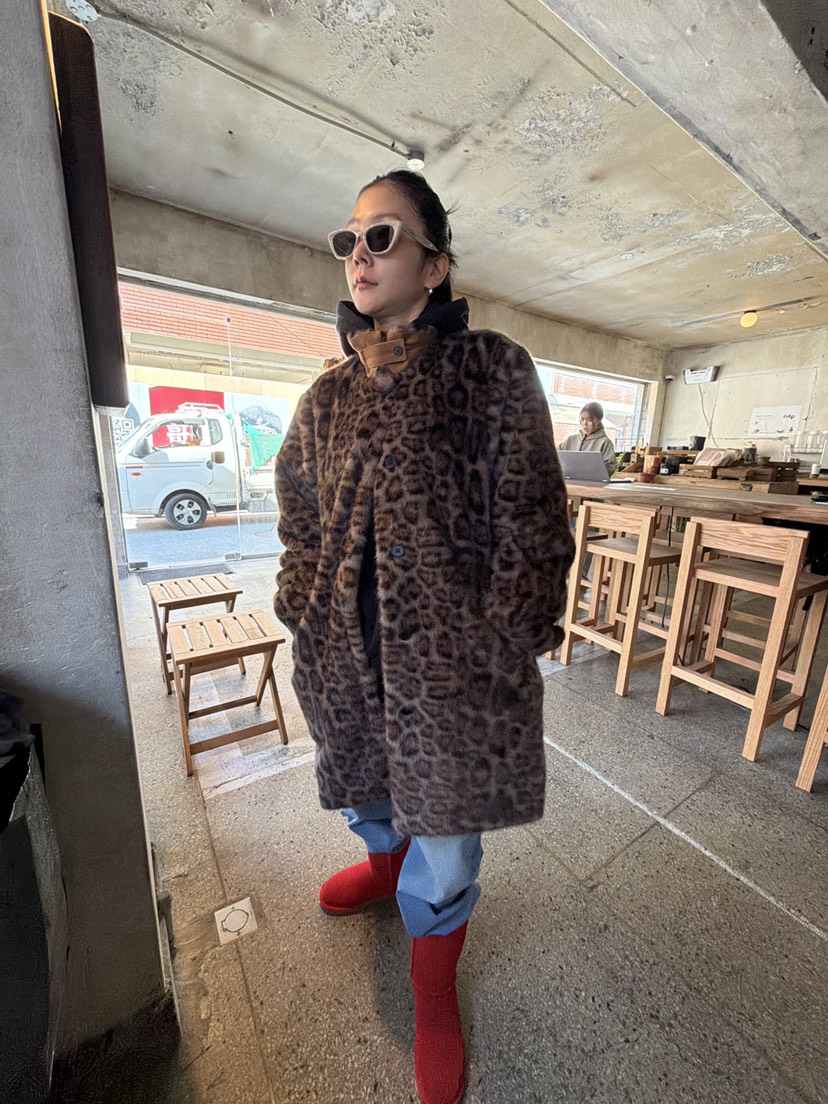 FRANC韓國直郵26秋季復古豹紋毛絨大衣中長款大衣翻領單排扣豹FRANC中長款大衣圖色2