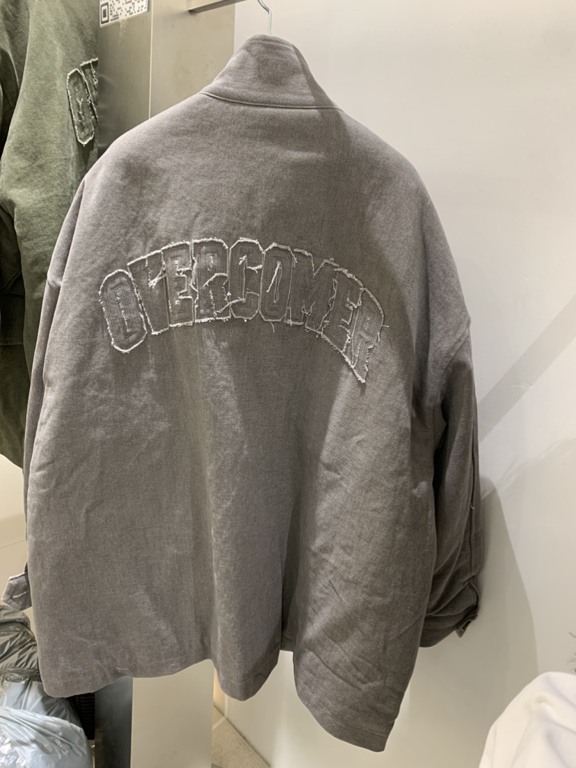 EYEL東大門代購26秋冬寬松立領工裝夾克口袋立領刺繡落肩寬松EYEL夾克