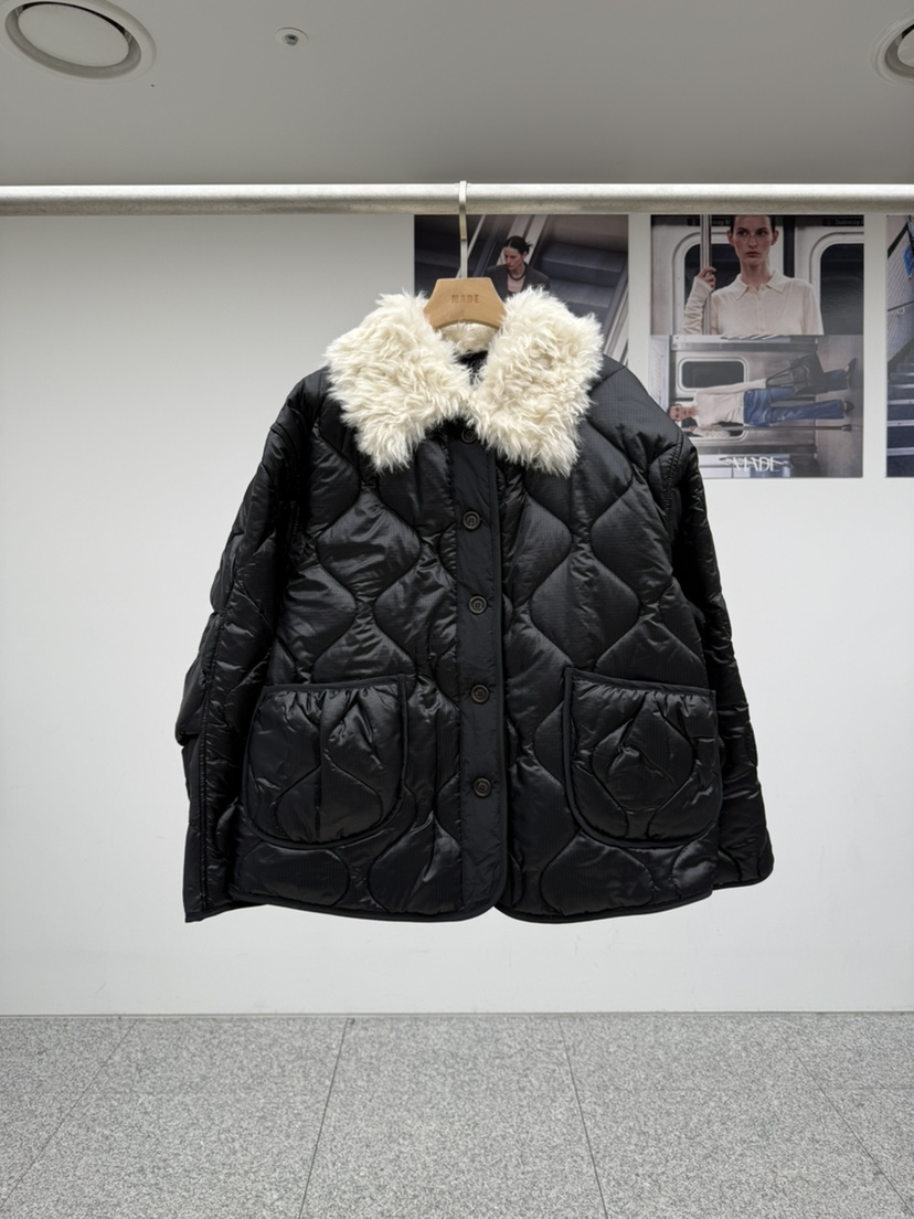 MADE-P東大門代購26秋季毛領絎縫棉服短款棉服可拆領子可拆卸MADE-P短款棉服圖色2