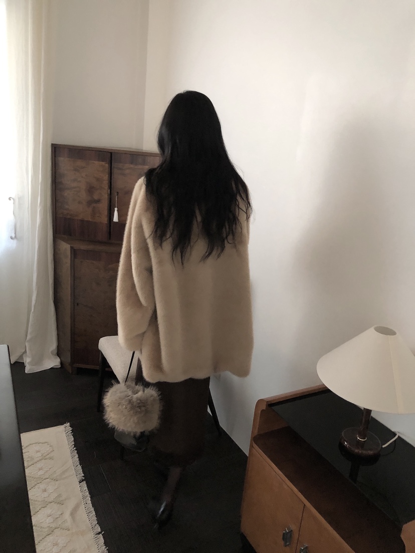 LE BUTTER韓國代購26秋冬中長毛絨翻領大衣中長款大衣直筒落肩LE BUTTER中長款大衣