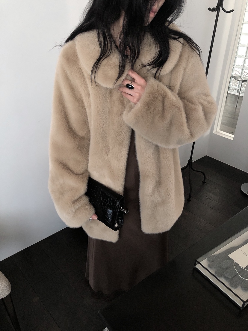 LE BUTTER韓國代購26秋冬中長毛絨翻領大衣中長款大衣直筒落肩LE BUTTER中長款大衣