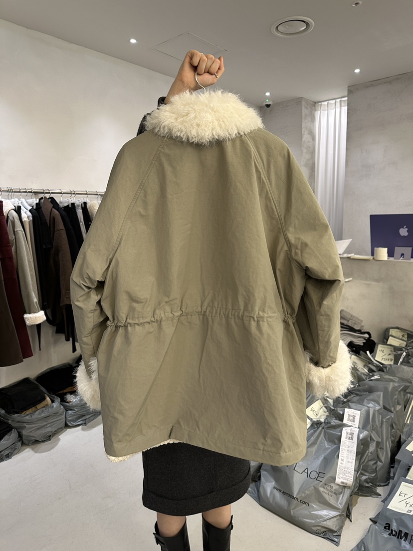 Monday Morning東大門實拍26秋冬毛絨收腰棉服長款棉服毛絨立Monday Morning長款棉服
