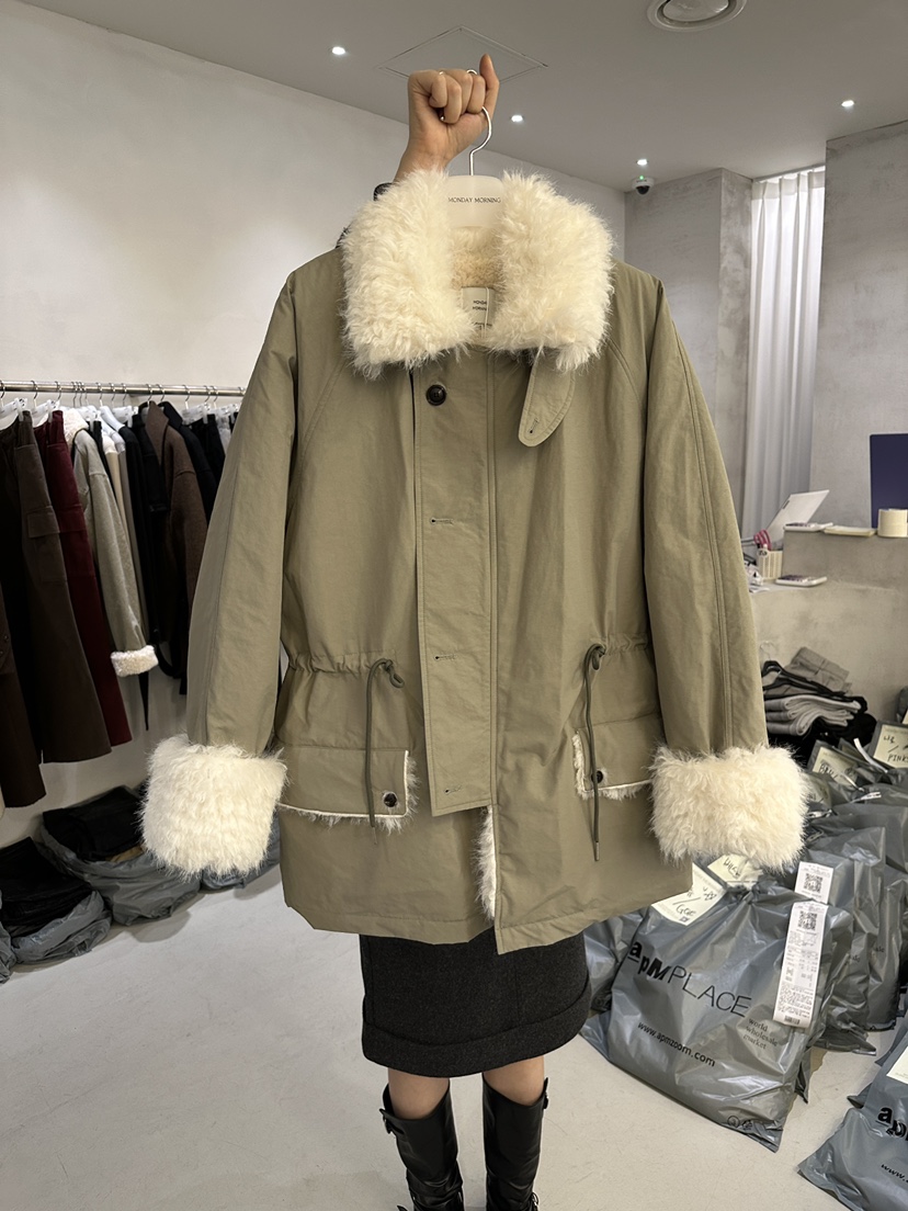 Monday Morning東大門實拍26秋冬毛絨收腰棉服長款棉服毛絨立Monday Morning長款棉服圖色1