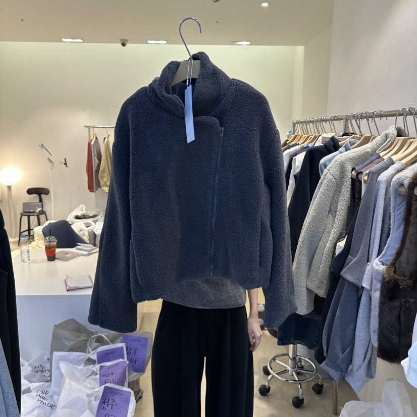 eyeful韓國代購26秋冬斜拉鏈立領羊羔毛夾克立領寬松eyeful夾克圖色2灰色