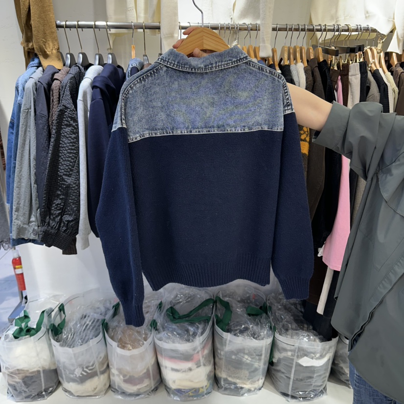 BIKINI東大門實拍26秋冬牛仔拼接針織夾克撞色翻領紐扣羅紋BIKINI夾克
