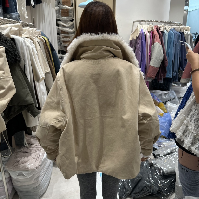 MIENNE東大門實拍26秋季短款毛絨翻領夾克單排扣毛絨短款翻領MIENNE夾克
