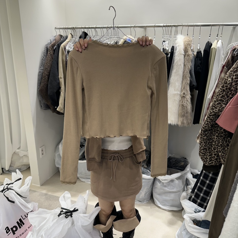 BAIE.38東大門代購26秋冬蕾絲邊針織開衫吊帶套裝單排扣V領蕾BAIE.38套裝