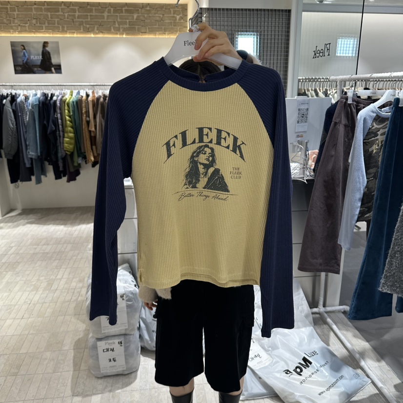 Fleek東大門實拍26秋冬迷彩插肩印花長袖T恤插肩袖印花迷彩Fleek長袖T恤圖色2