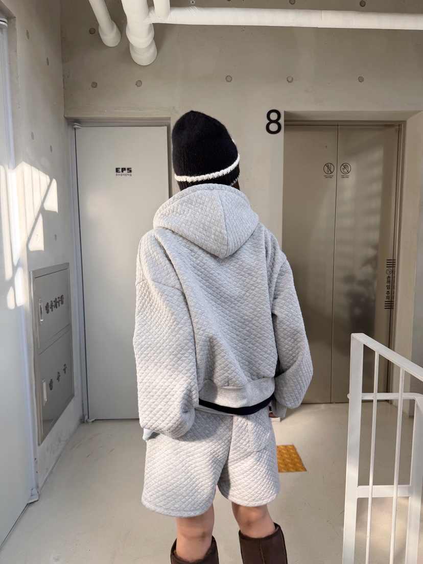 OLI EDIT韓國代購26秋冬菱格絎縫連帽套裝衛衣連帽衫口袋抽繩OLI EDIT衛衣