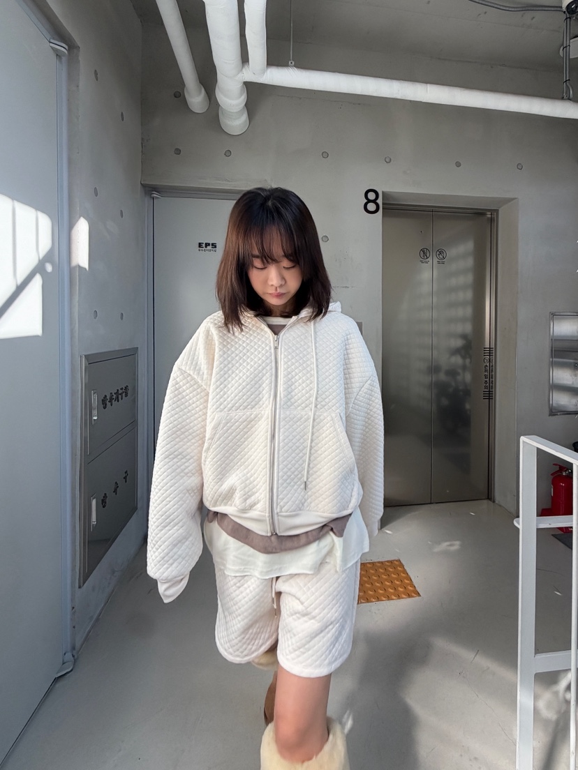 OLI EDIT韓國代購26秋冬菱格絎縫連帽套裝衛衣連帽衫口袋抽繩OLI EDIT衛衣圖色2