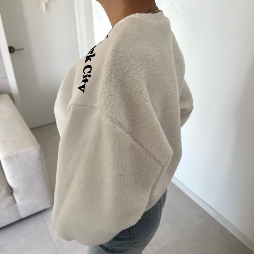 SOUIT by mabel韓國代購26秋冬拼接袖圓領字母衛衣字母刺繡圓SOUIT by mabel衛衣