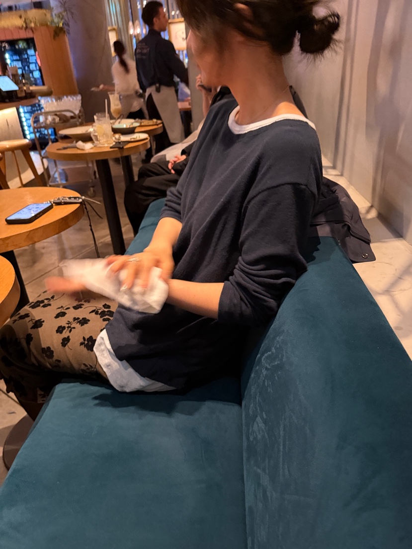 OLI EDIT韓國直郵26秋冬寬松圓領長袖T恤落肩圓領寬松OLI EDIT長袖T恤