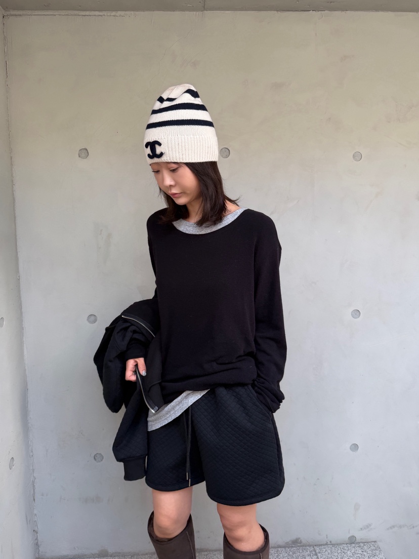 OLI EDIT韓國直郵26秋冬寬松圓領長袖T恤落肩圓領寬松OLI EDIT長袖T恤圖色3