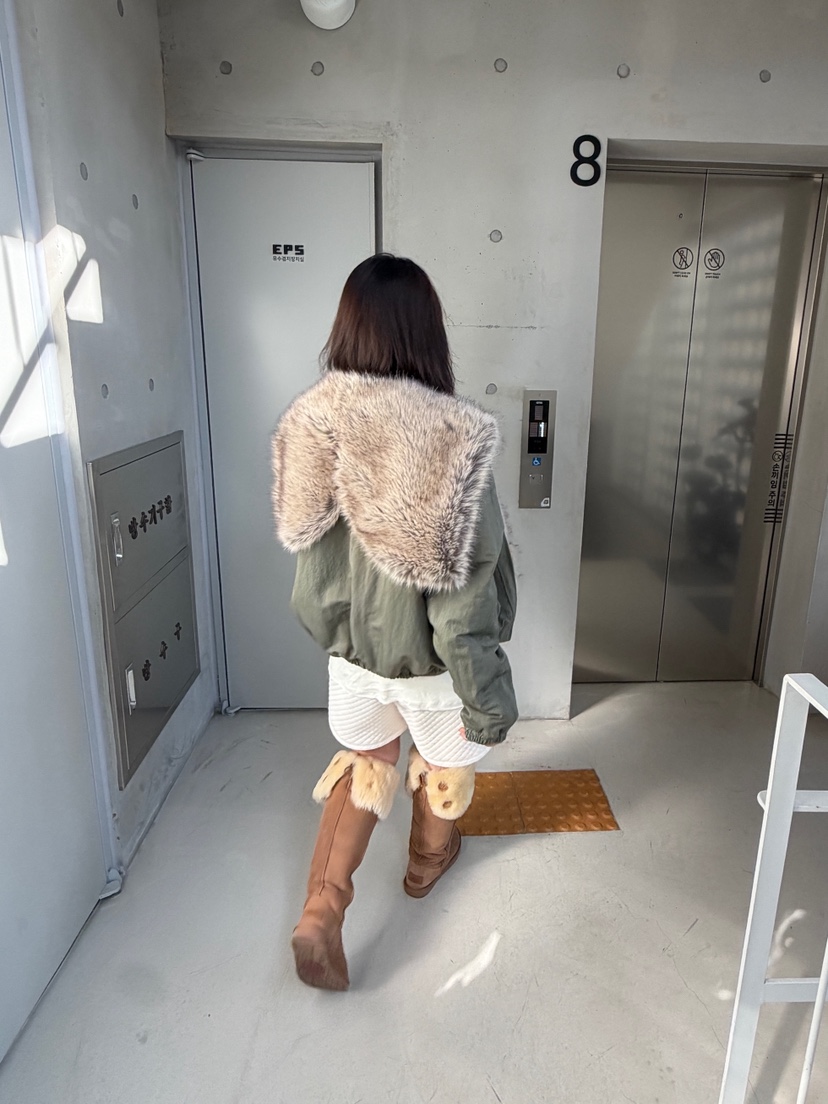 OLI EDIT東大門代購26秋冬毛領短款棉服落肩寬松絎縫OLI EDIT短款棉服