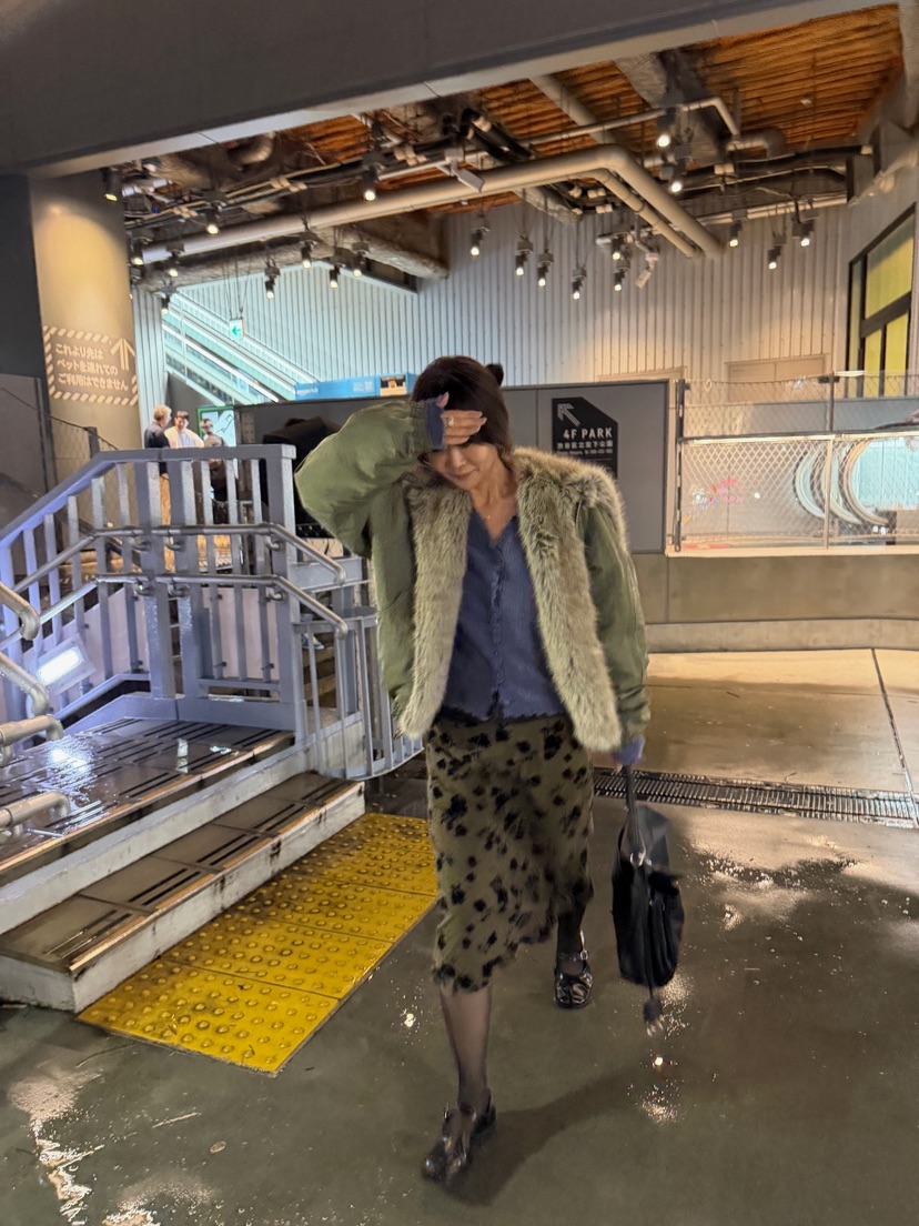 OLI EDIT東大門代購26秋冬毛領短款棉服落肩寬松絎縫OLI EDIT短款棉服