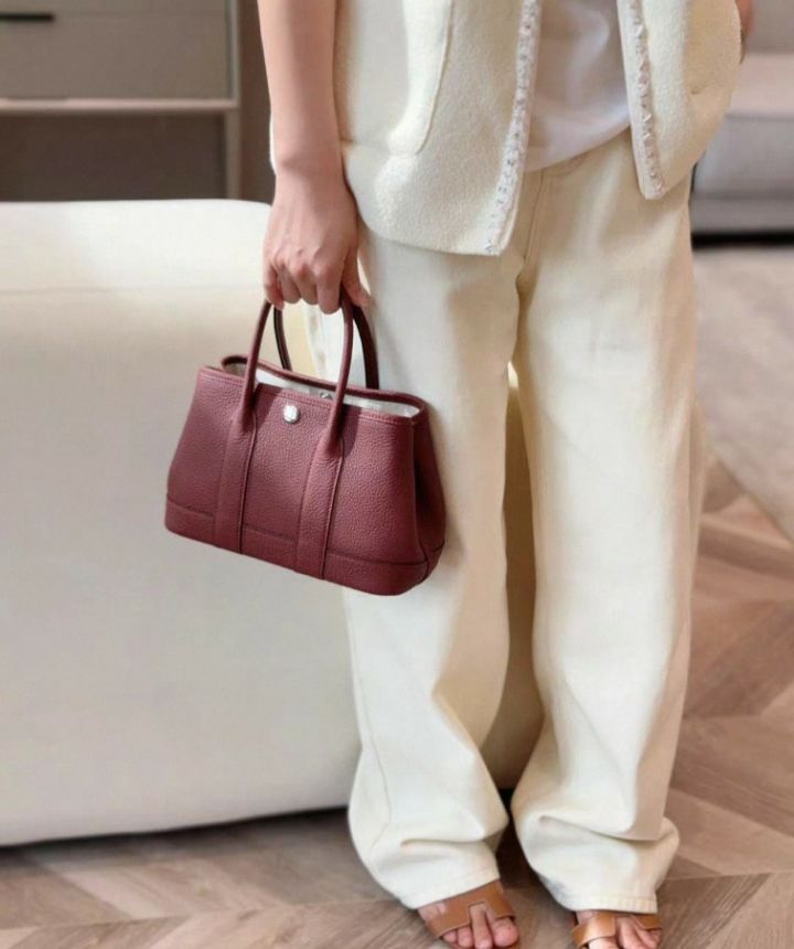 TROUVAILLE東大門代購26秋冬簡約花園手提中包手提包按扣TROUVAILLE手提包圖色4