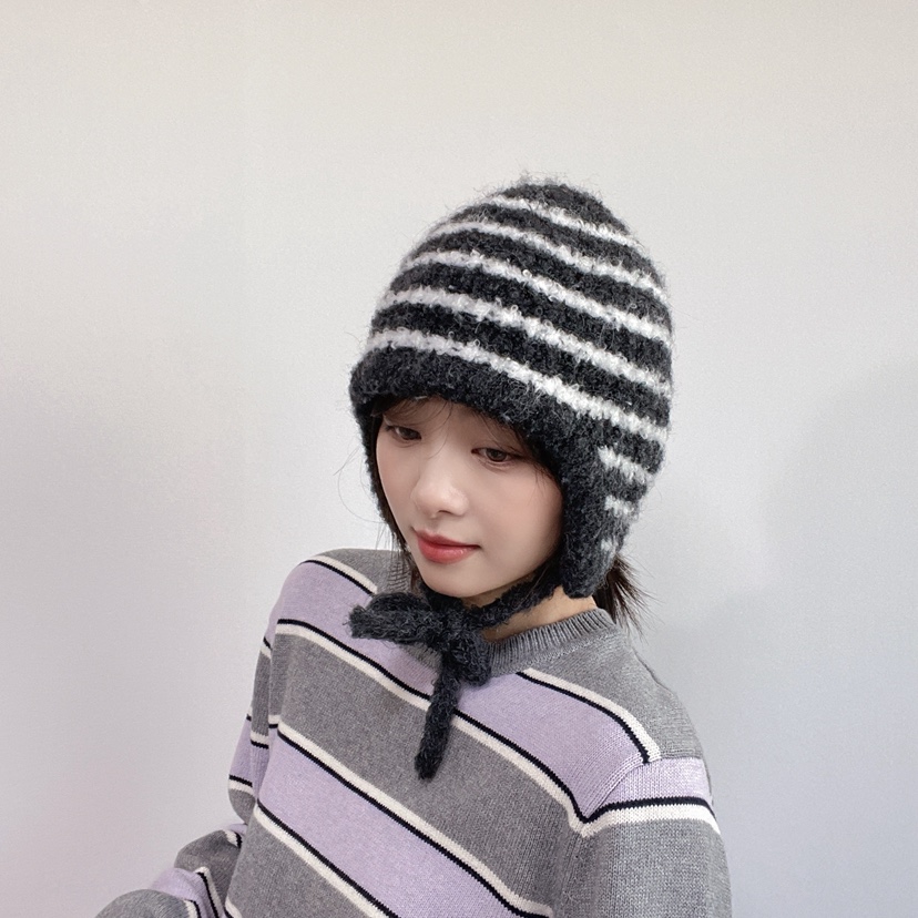 LOVELY HAT東大門直郵26秋冬條紋護耳針織保暖帽帽子系帶條紋LOVELY HAT帽子