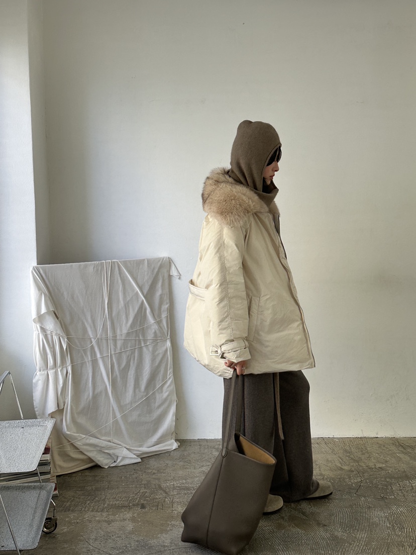 LE VASE東大門代購26秋季毛領腰帶短棉服短款棉服可調節羽絨服LE VASE短款棉服