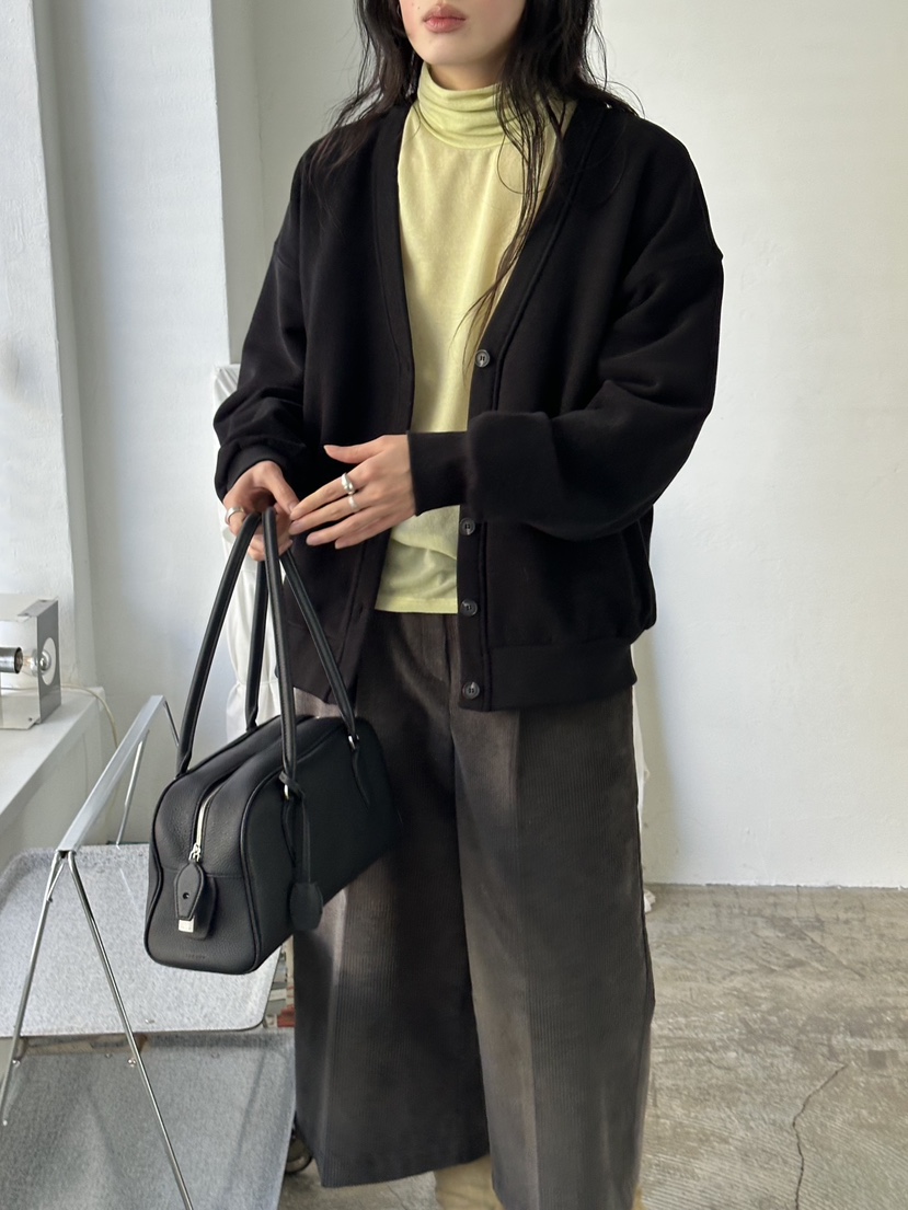 LE VASE東大門直郵26秋季落肩V領毛絨開衫單排扣V領落肩蓬松羅LE VASE開衫