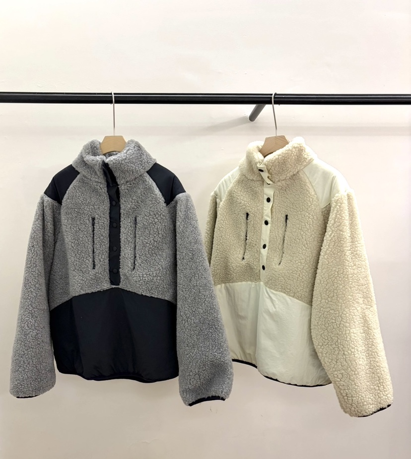 JADE MARKET/JADE SEOUL韓國代購26秋季拼色搖粒絨衛衣插肩袖JADE MARKET/JADE SEOUL衛衣