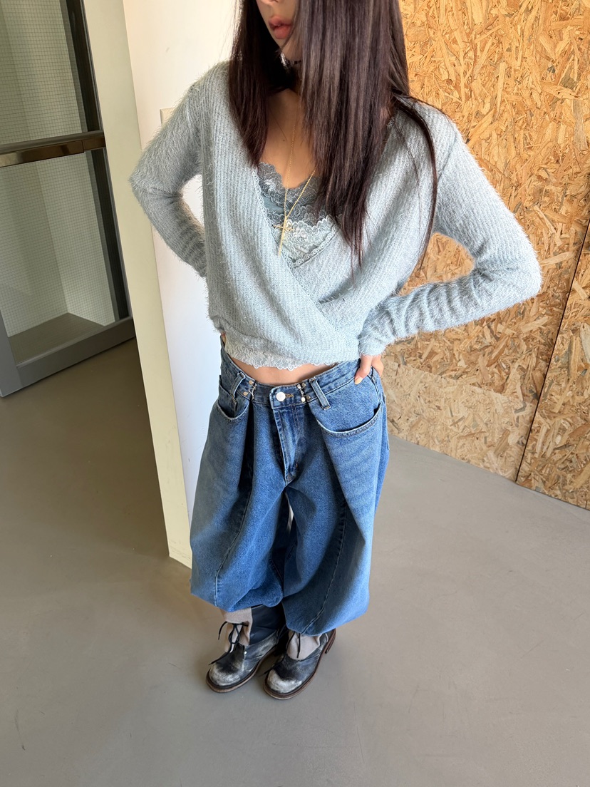 LOVE PULL東大門代購26秋冬蕾絲短款吊帶背心V領蕾絲LOVE PULL吊帶/背心