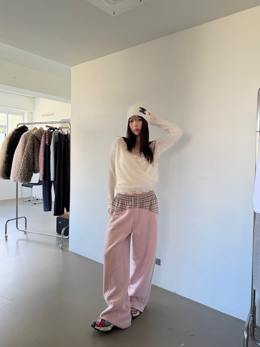 LOVE PULL東大門代購26秋冬蕾絲短款吊帶背心V領蕾絲LOVE PULL吊帶/背心