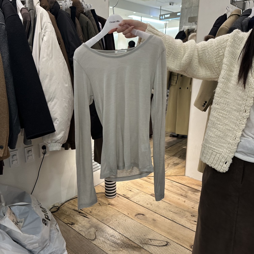 CREAM VILLA韓國直郵26秋冬圓領修身長袖T恤修身圓領CREAM VILLA長袖T恤圖色1
