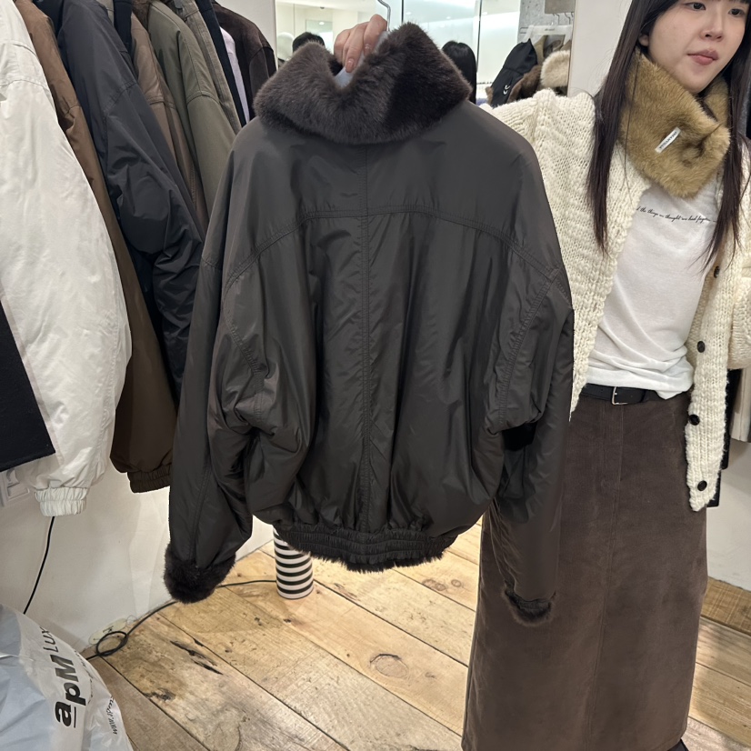 CREAM VILLA韓國直郵26秋季毛絨領短款保暖夾克毛絨貂皮翻領寬CREAM VILLA夾克