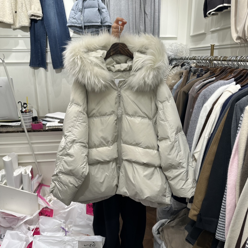 J.RITZY東大門直郵26秋季短款毛領羽絨服短款羽絨服拉鏈開合羽J.RITZY短款羽絨服