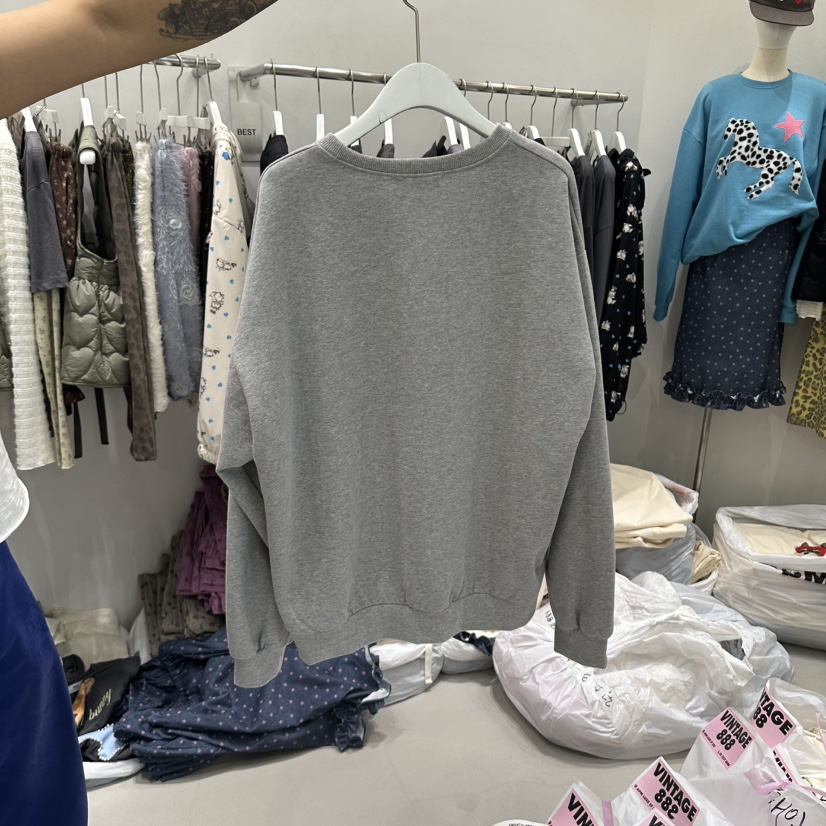 VINTAGE 888韓國代購26秋季圓領小狗加絨衛衣加絨落肩圓領VINTAGE 888衛衣