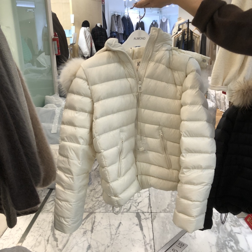 ALMOND東大門直郵26秋季短款鴨絨羽絨服短款羽絨服羽絨服口袋ALMOND短款羽絨服圖色1
