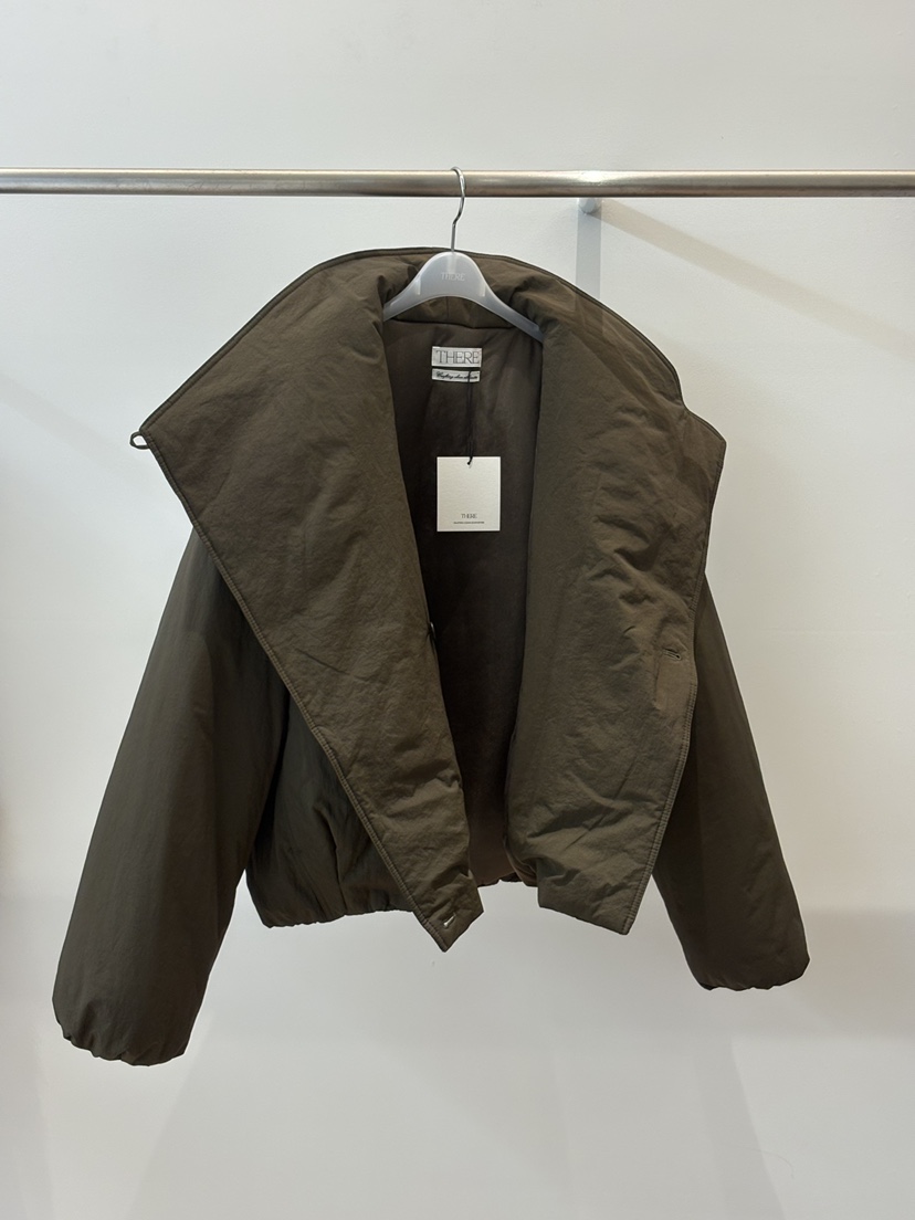 THERE東大門代購26秋季立領斜門襟短款棉服加厚立領落肩THERE短款棉服