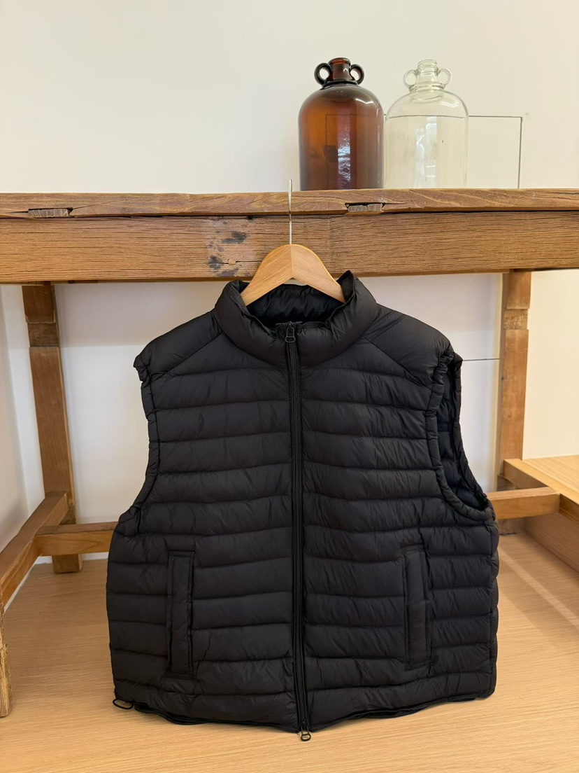 TUG東大門實拍26秋冬立領絎縫羽絨馬甲羽絨服立領無袖絎縫鵝絨TUG馬甲圖色2黑