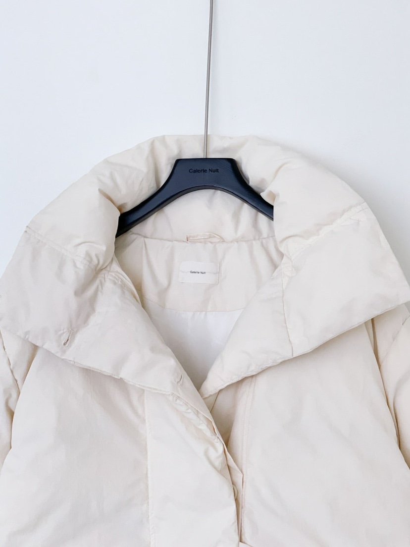 GALERIE NUIT東大門實拍26秋冬短款鵝絨羽絨服短款羽絨服大翻GALERIE NUIT短款羽絨服