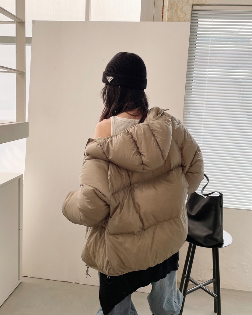 D2/A2韓國直郵26秋冬短款連帽輕量羽絨服短款羽絨服插肩袖短款D2/A2短款羽絨服