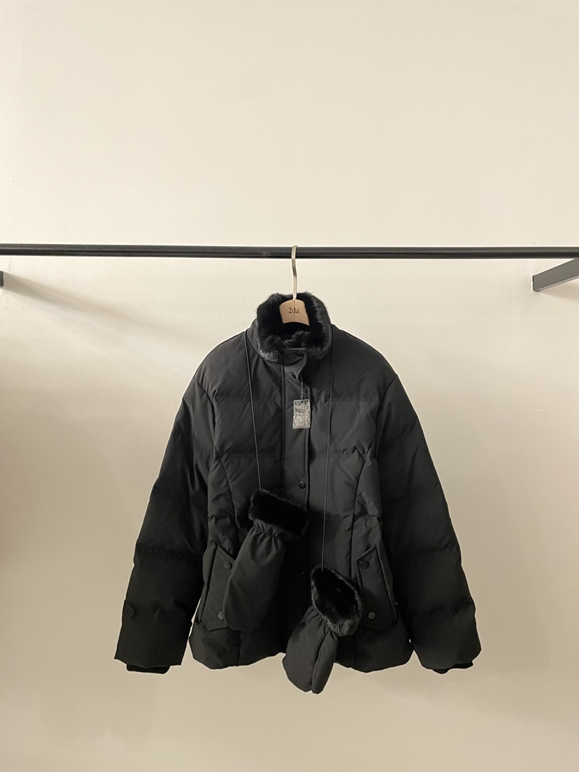 2DA/DARIMI-P韓國代購26秋冬短款收腰羽絨服帶同材鴨絨含手套2DA/DARIMI-P短款羽絨服圖色3