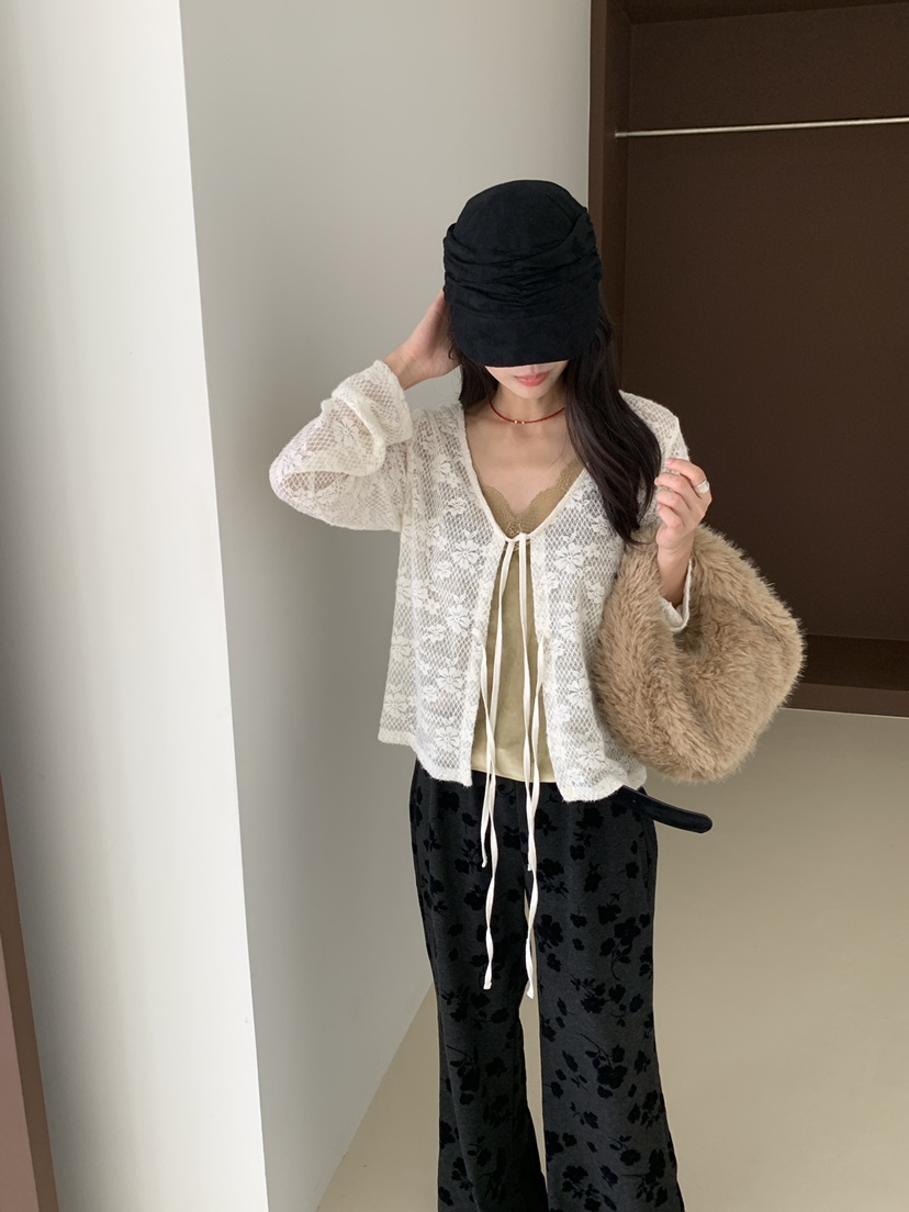KYEM東大門代購26秋季蕾絲系帶短款開衫不含內搭V領系帶短款蕾KYEM開衫