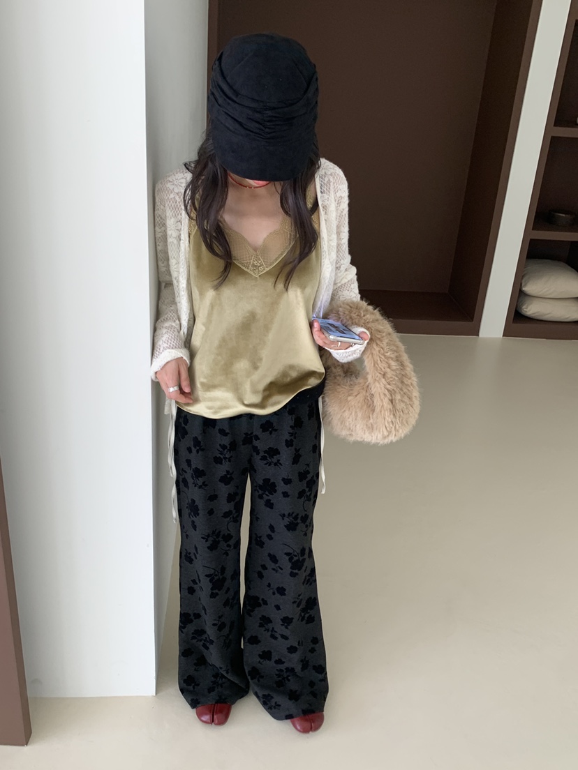 KYEM東大門代購26秋季蕾絲系帶短款開衫不含內搭V領系帶短款蕾KYEM開衫