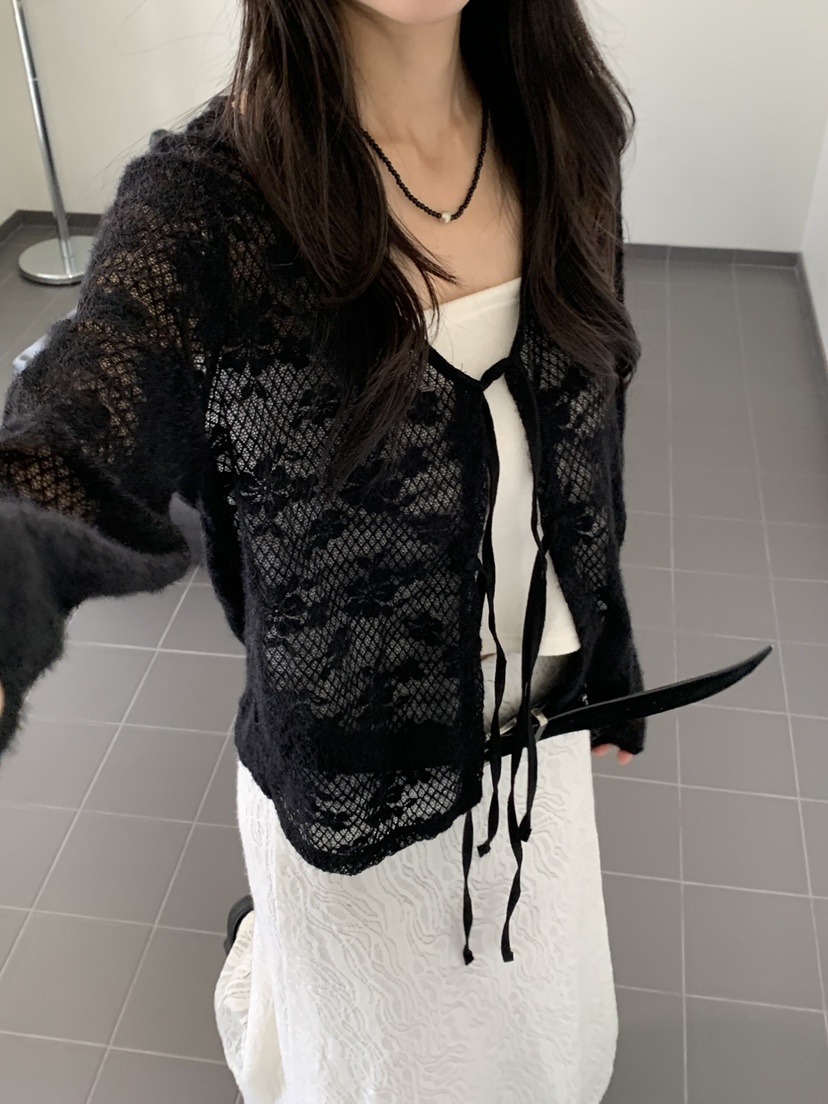 KYEM東大門代購26秋季蕾絲系帶短款開衫不含內搭V領系帶短款蕾KYEM開衫圖色2