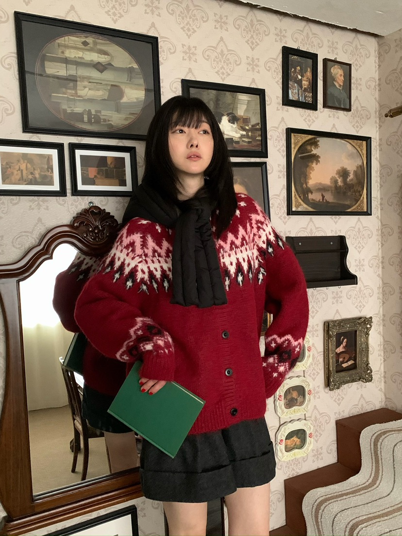 MOMENTUM東大門實拍26秋冬復古費爾島針織開衫單排扣提花落肩MOMENTUM開衫