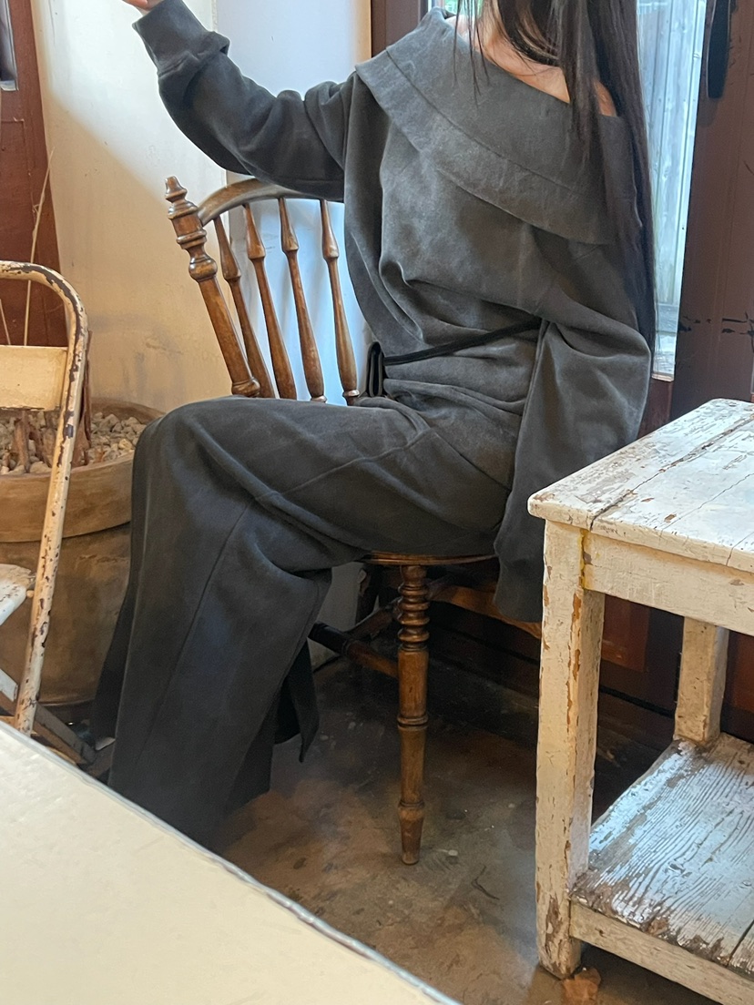 ANOTHER AVENUE韓國代購26秋季露肩翻領休閑衛衣翻領露肩羅紋ANOTHER AVENUE衛衣