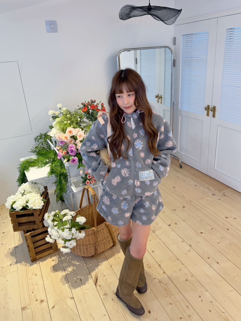 BOUTIQUE-L東大門實拍26秋季羊羔毛花卉立領拉鏈套裝夾克拉鏈BOUTIQUE-L夾克