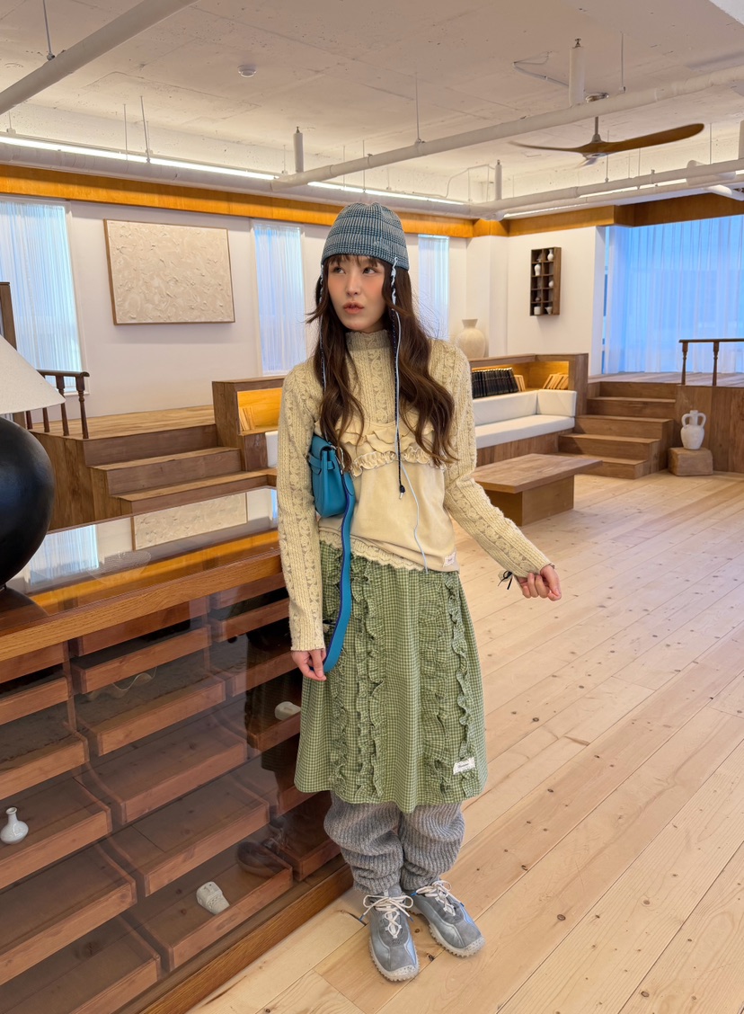 BOUTIQUE-L東大門實拍26秋冬荷葉邊吊帶背心不含內搭木耳邊荷BOUTIQUE-L吊帶/背心