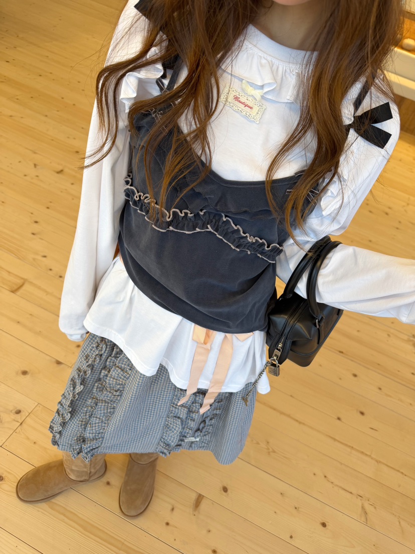 BOUTIQUE-L東大門實拍26秋冬荷葉邊吊帶背心不含內搭木耳邊荷BOUTIQUE-L吊帶/背心